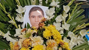 تشییع پیکر مطهر شهید مدافع امنیت ؛پس از اقامه نماز جمعه تشییع پیکر مطهر شهید مدافع امنیت ؛پس از اقامه نماز جمعه