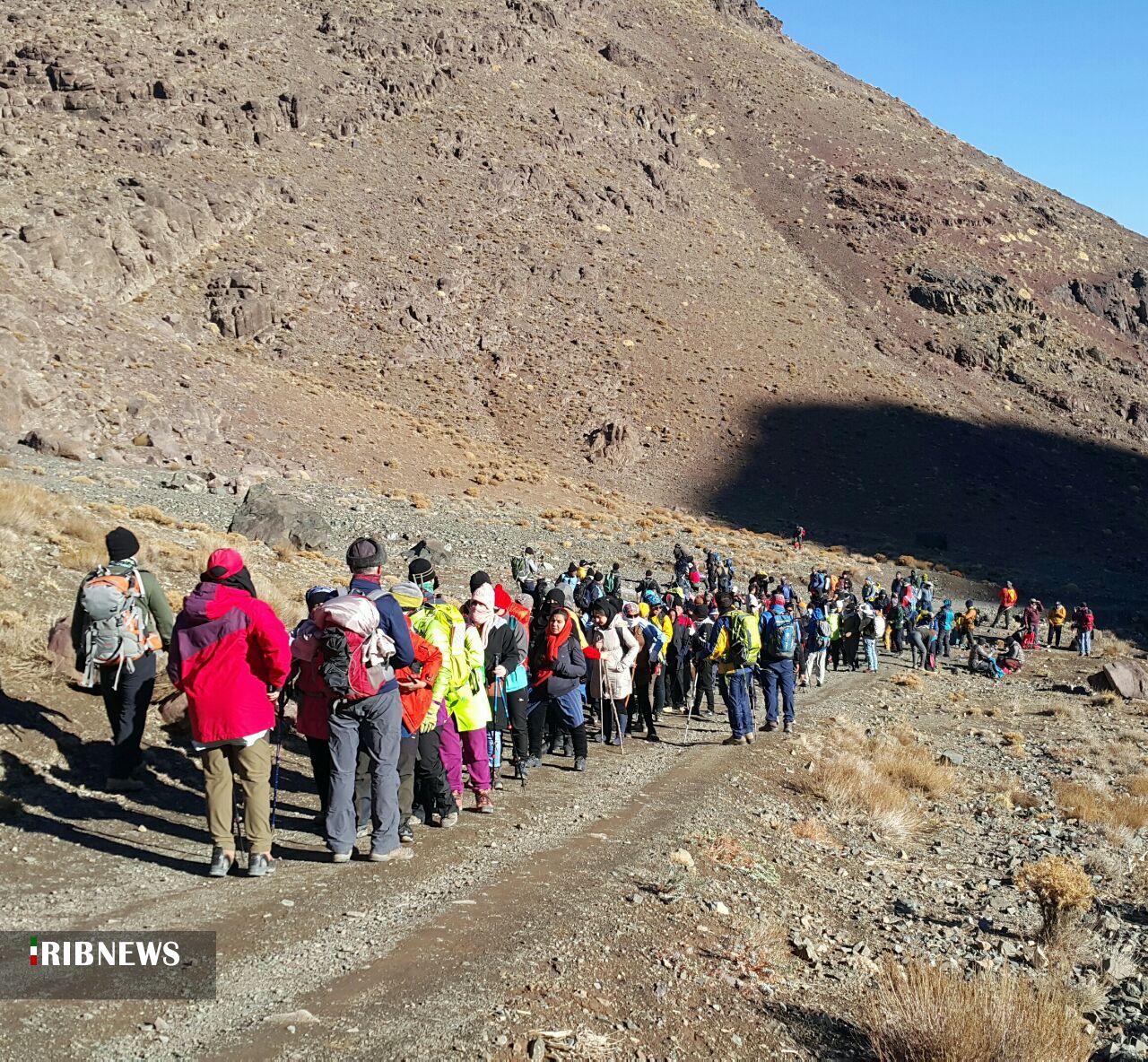 صعود ۱۳۰ کوهنورد رفسنجانی به قله برف انبار در استان قم صعود ۱۳۰ کوهنورد رفسنجانی به قله برف انبار در استان قم