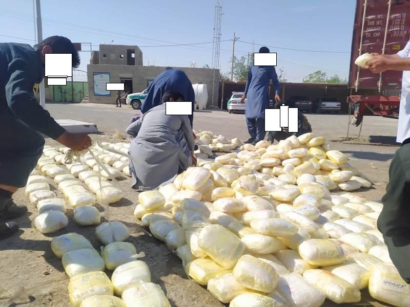 جاساز ۳۸۲ کیلو گرم مواد مخدر در کامیون جاساز ۳۸۲ کیلو گرم مواد مخدر در کامیون