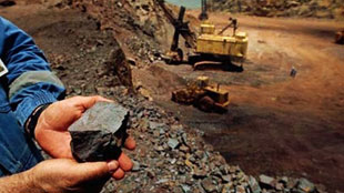 صادرات مواد معدنی خام نداریم صادرات مواد معدنی خام نداریم