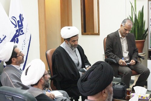هم اندیشی مجمع خطبا و وعاظ با مدیر کل صدا و سیمای کرمانشاه هم اندیشی مجمع خطبا و وعاظ با مدیر کل صدا و سیمای کرمانشاه
