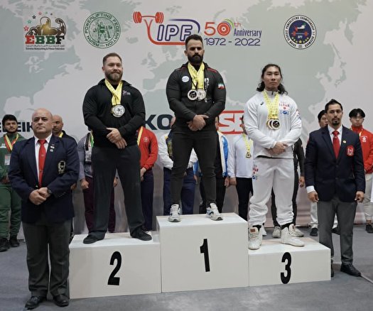 پاورليفتينگ آسيا:  طهماسبى قهرمان دسته ٩٣ كيلوگرم شد