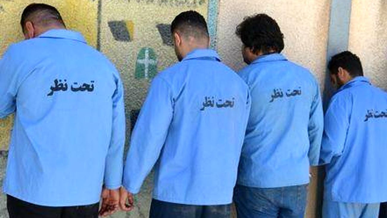 عاملان سنگ پرانی به خودروها در محورهای مواصلاتی کردستان دستگیر شدند