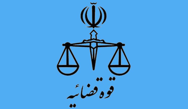 لیلا حسین زاده توسط ۳ چشم پزشک متخصص معاینه شد لیلا حسین زاده توسط ۳ چشم پزشک متخصص معاینه شد