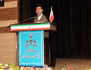 قضات با اِشراف کامل محورهای سند تحول قضایی را اجرایی کنند قضات با اِشراف کامل محورهای سند تحول قضایی را اجرایی کنند