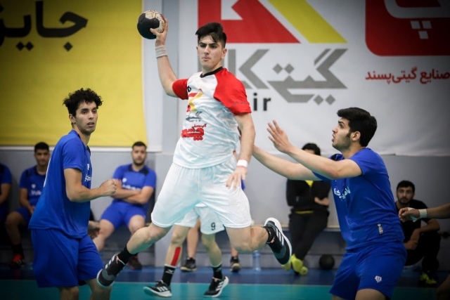 نتایج دیدار‌های روز‌های چهارم و پنجم گیتی پسند