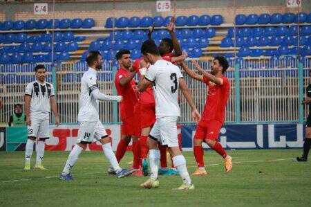 فولاد پیروز نبرد تیمهای خوزستان درلیگ برترفوتبال فولاد پیروز نبرد تیمهای خوزستان درلیگ برترفوتبال