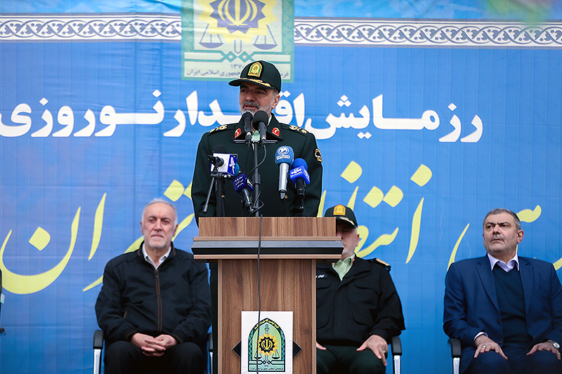 ۲۵۰۰ گشت انتظامی برای برقراری نظم و امنیت ۲۵۰۰ گشت انتظامی برای برقراری نظم و امنیت