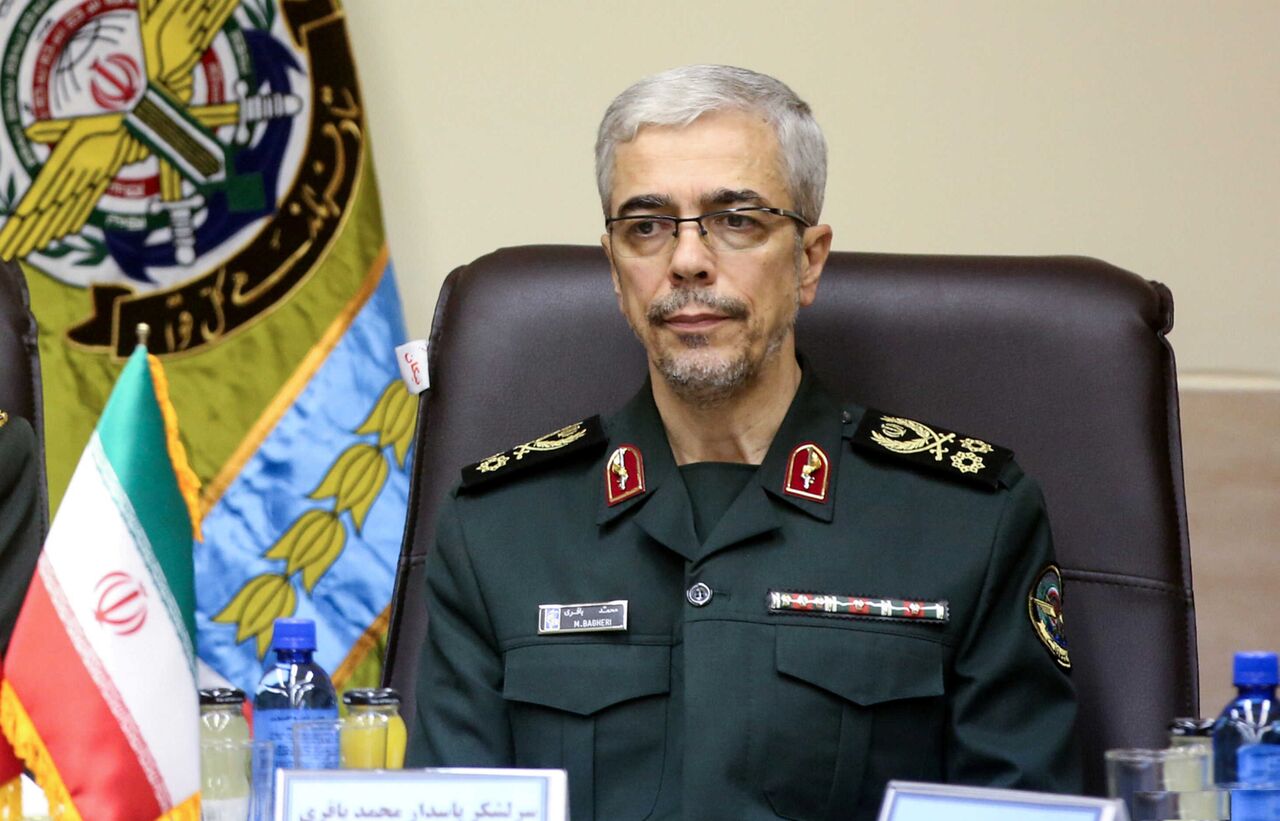 هرگونه توطئه دشمنان را در نطفه خفه خواهیم کرد