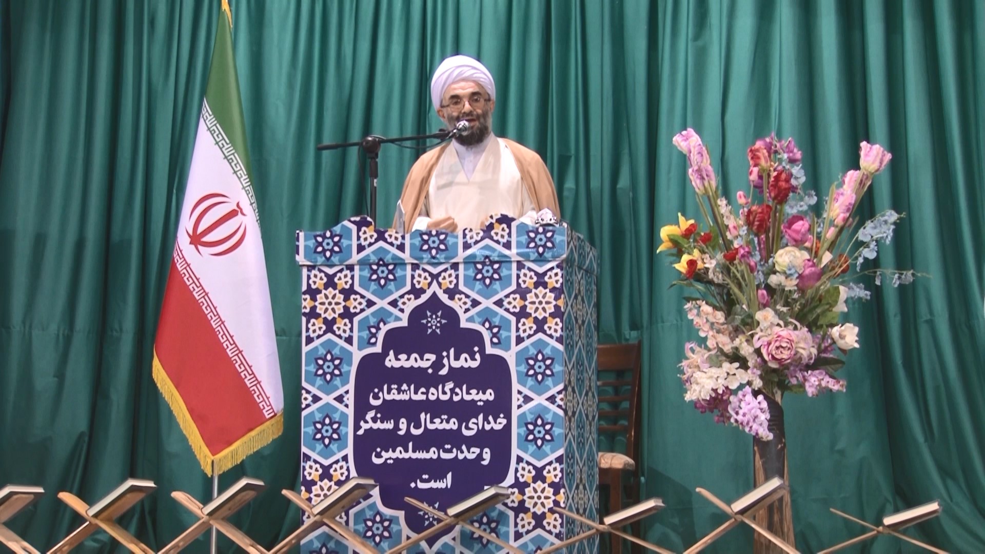 تاکید امامان جمعه بر رعایت هنجارهای اسلامی