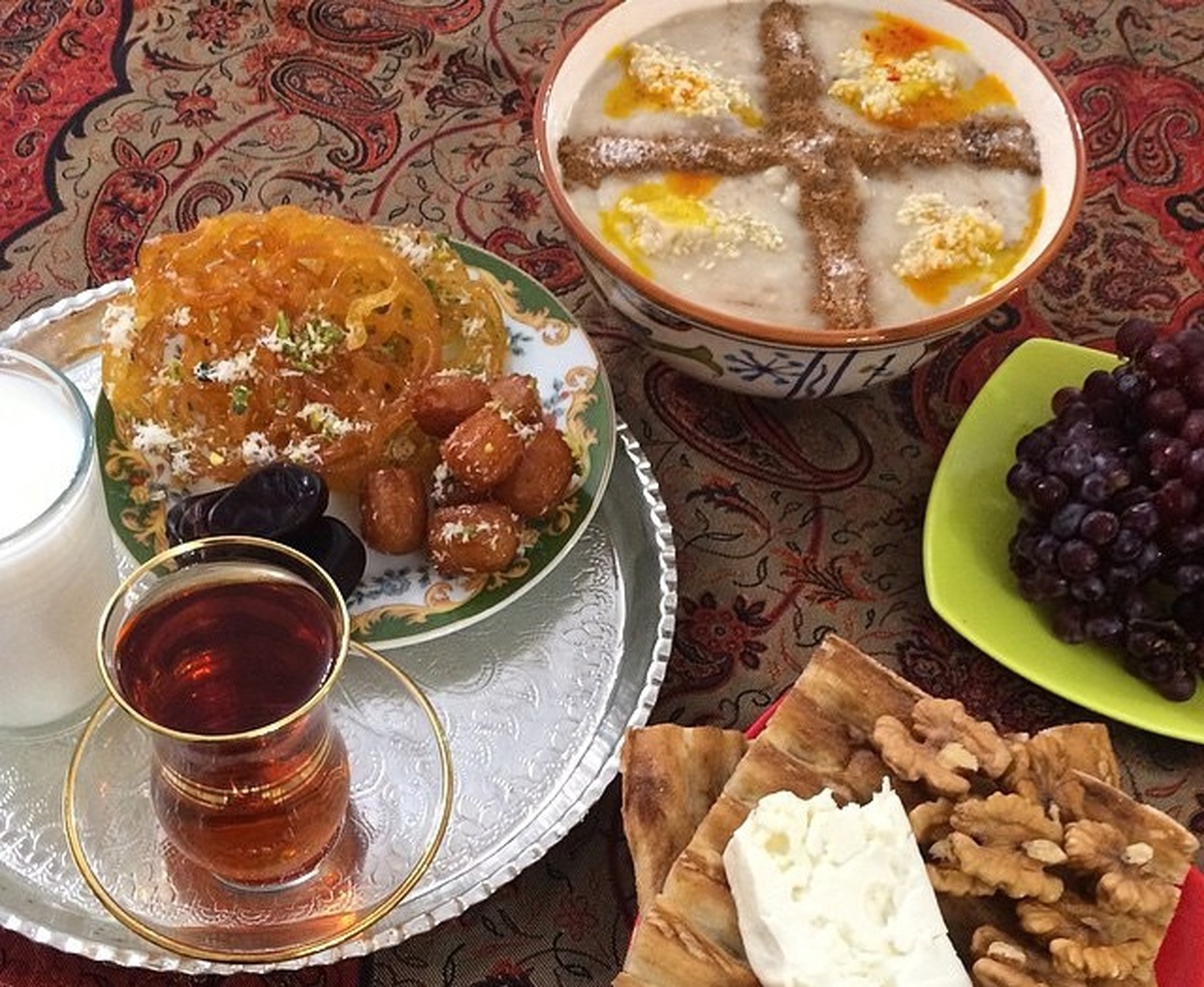 توزیع ۱۱ هزار وعده‌های افطاری ساده در شیراز