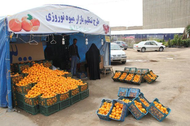 توزیع میوه تنظیم بازاری همچنان ادامه دارد