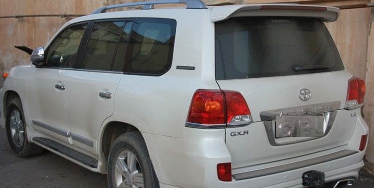 جریمه ۱۶۵ میلیارد ریالی برای خودرو قاچاق در مهران