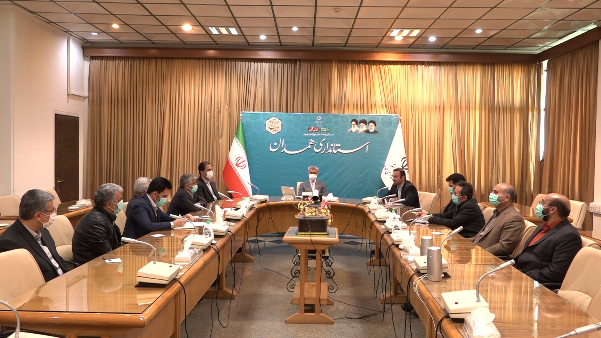 دیدار بخشدار با فعالان کسب و کار بخشداری