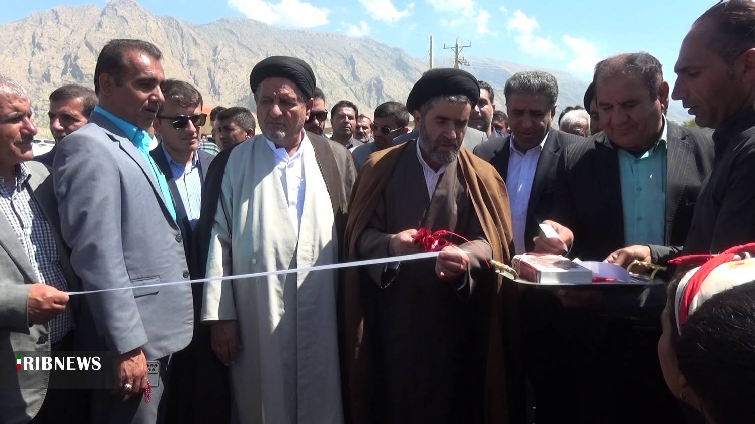 بهره برداری از آسفالت ۳ روستای بخش مرکزی بهمئی