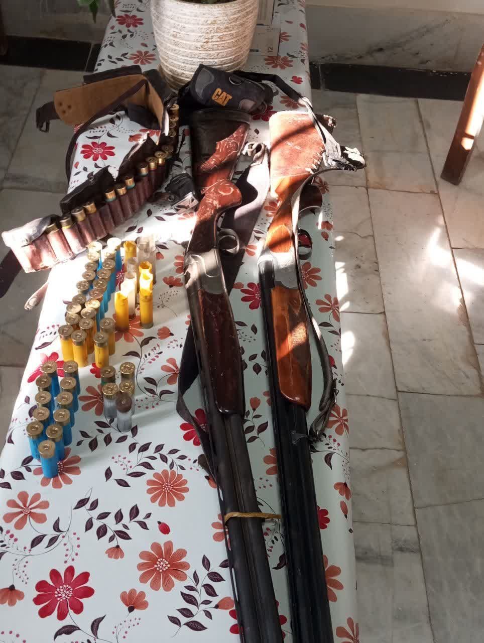 دستگیری شکارچیان غیرمجاز توسط پلیس نیشابور دستگیری شکارچیان غیرمجاز توسط پلیس نیشابور