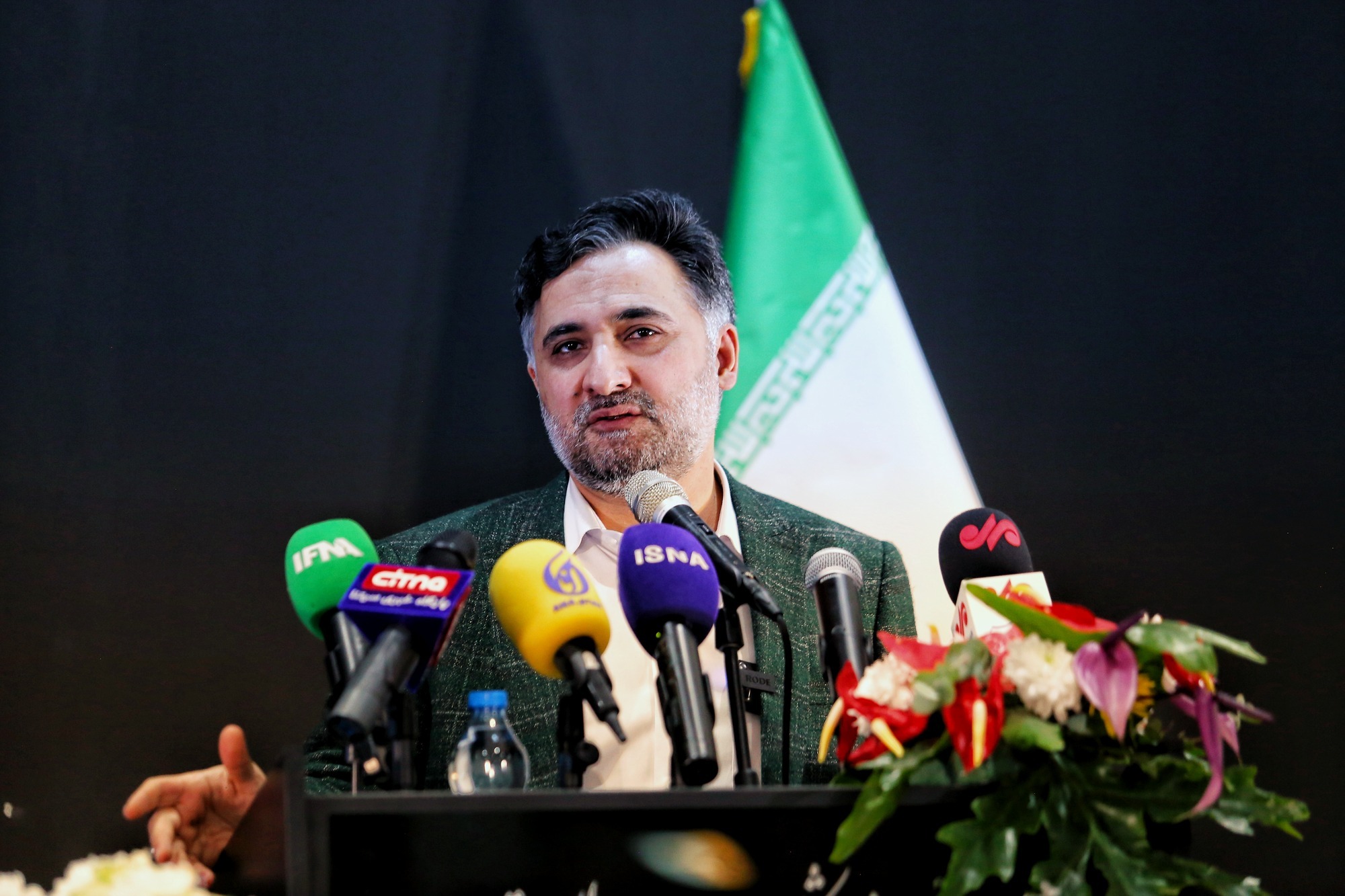 سهم شش درصدی «اقتصاد دیجیتال» از اقتصاد ایران ( ویترین / منبع : معاونت علمی ریاست جمهوری ) سهم شش درصدی «اقتصاد دیجیتال» از اقتصاد ایران ( ویترین / منبع : معاونت علمی ریاست جمهوری )