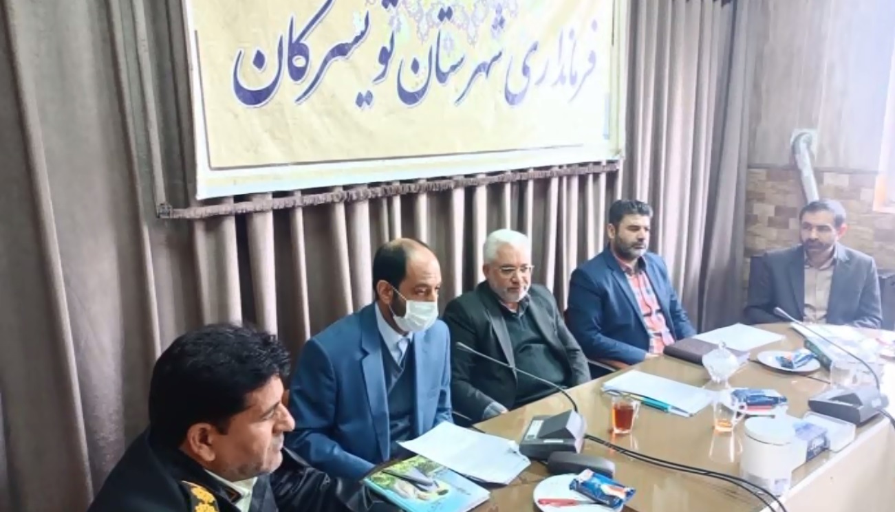 تبلیغات زودهنگام نامزدهای انتخاباتی ممنوع است تبلیغات زودهنگام نامزدهای انتخاباتی ممنوع است