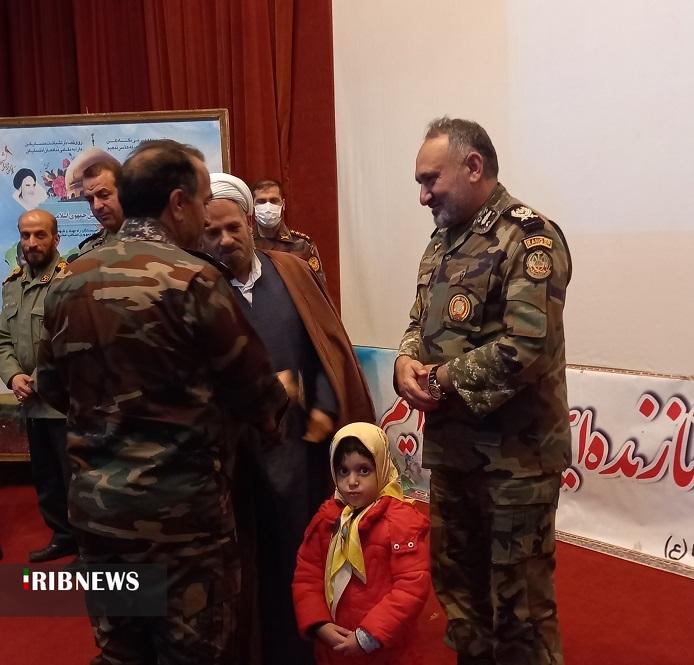 تجلیل از برگزیده های اجلاس سراسری نماز پادگان امام رضا (ع) مراغه