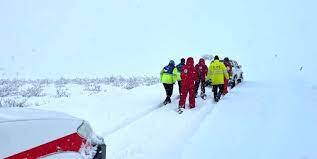 نجات جان مادر باردار گرفتار در برف منطقه ترگور ارومیه 