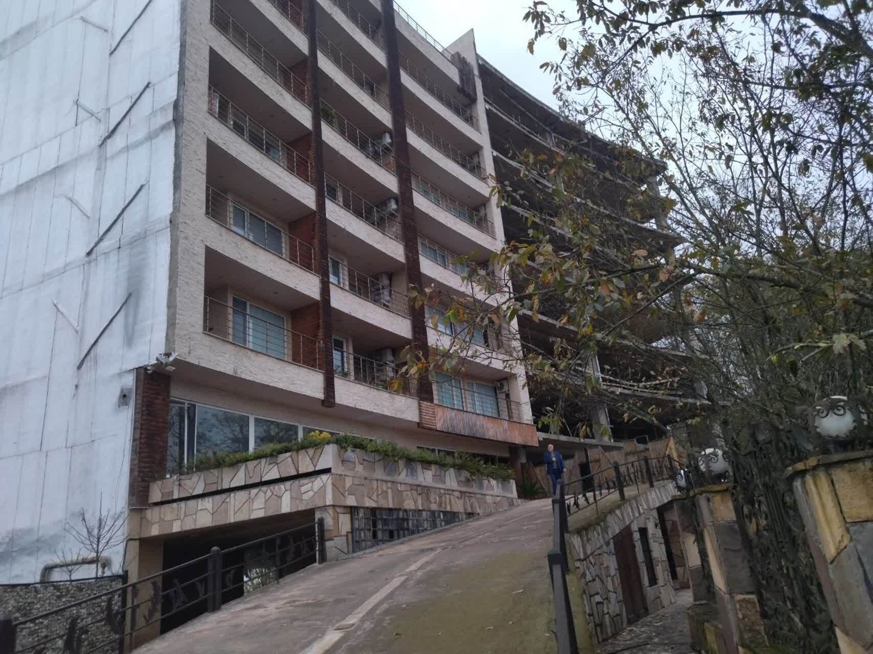 حکم تخریب برج ۱۰ طبقه در «اربهکله» رامسر در مرحله اجرا حکم تخریب برج ۱۰ طبقه در «اربهکله» رامسر در مرحله اجرا