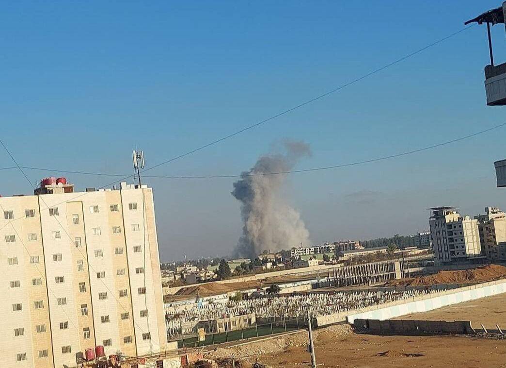 شنیده شدن صدای انفجار در فرودگاه حلب شنیده شدن صدای انفجار در فرودگاه حلب