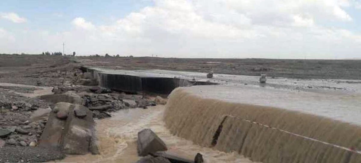 بازگشایی شدن محور دلگان به ذهکلوت در جنوب سیستان و بلوچستان