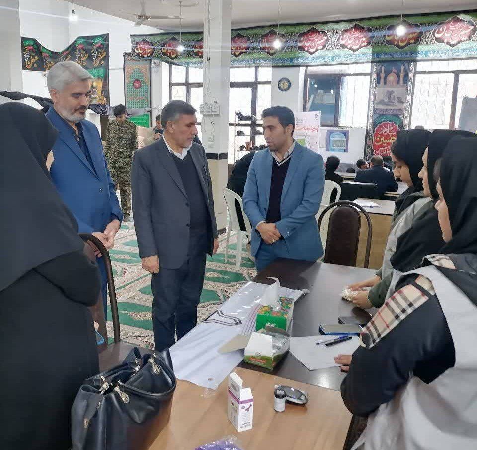 برگزاری رزمایش جهادی میز خدمت در محلات برگزاری رزمایش جهادی میز خدمت در محلات