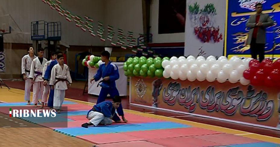 افتتاح سومین المپیاد فرهنگی ورزشی شهرداری اراک افتتاح سومین المپیاد فرهنگی ورزشی شهرداری اراک