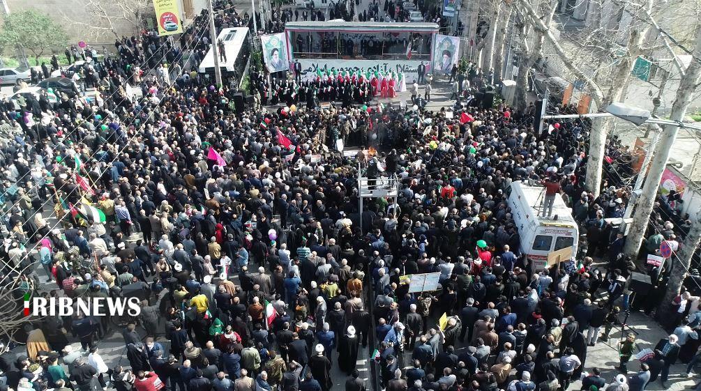 قطعنامه راهپیمایی ۲۲ بهمن؛ تاکید بر ادامه راه انقلاب اسلامی قطعنامه راهپیمایی ۲۲ بهمن؛ تاکید بر ادامه راه انقلاب اسلامی