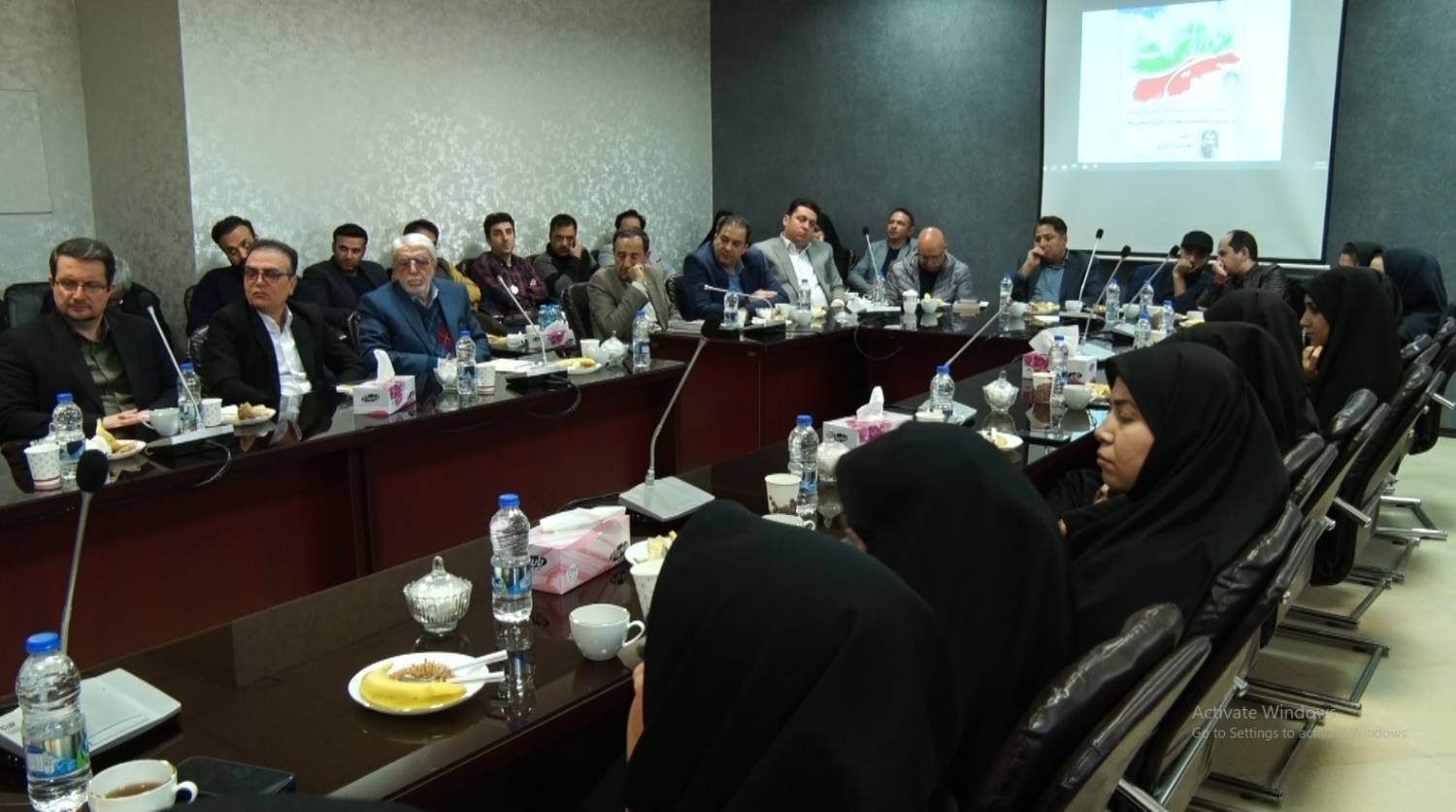 فرماندار مشهد: تغییر، از صندوق رای ایجاد می‌شود