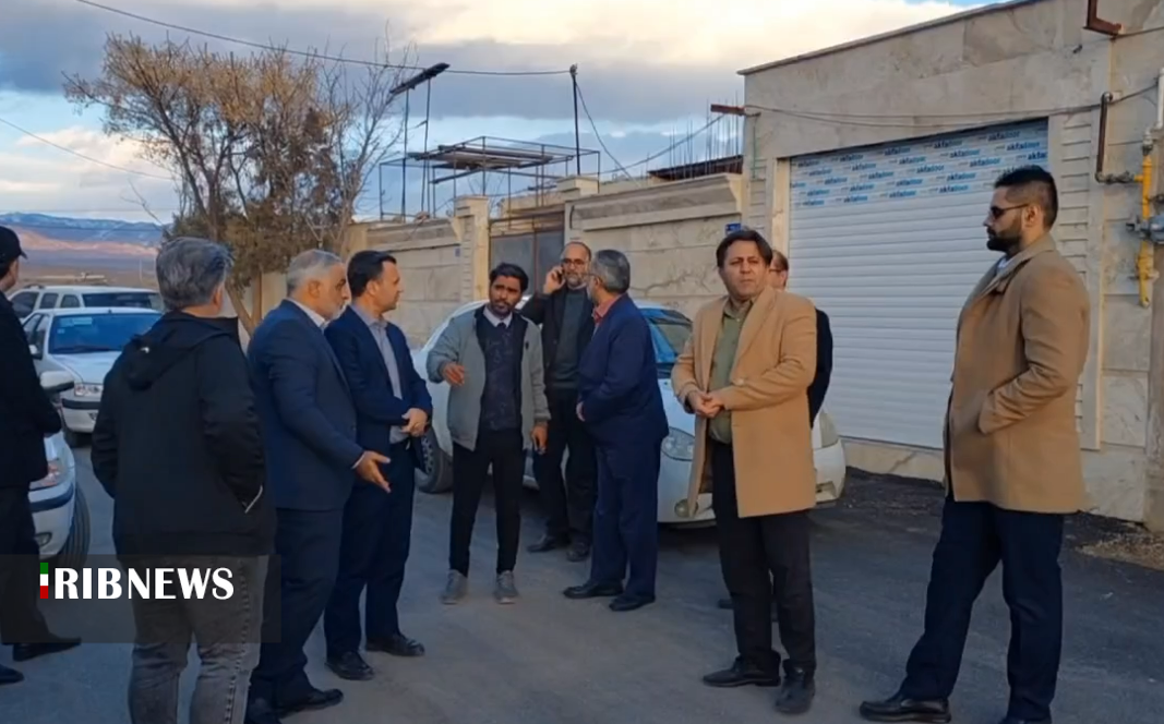 بازدید مدیران دستگاه‌های اجرایی شهرستان دلیجان از روستای دودهک