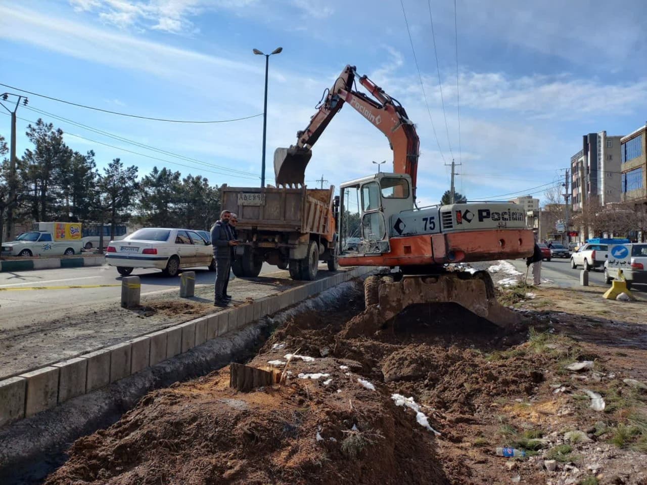 تداوم عملیات اجرایی اصلاح هندسی در بزرگراه شهید باهنر