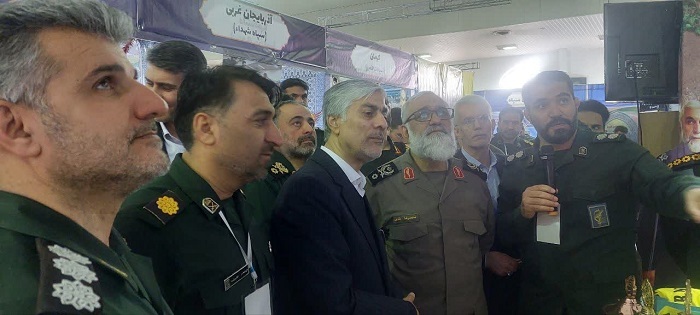 بازدید وزیر ورزش و جوانان از غرفه همدان در نمایشگاه دستاوردهای سپاه بازدید وزیر ورزش و جوانان از غرفه همدان در نمایشگاه دستاوردهای سپاه