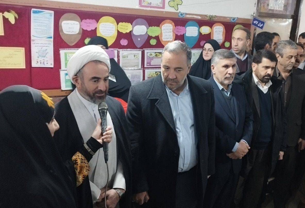 مردم ایلام نگین خلق حماسه هستند