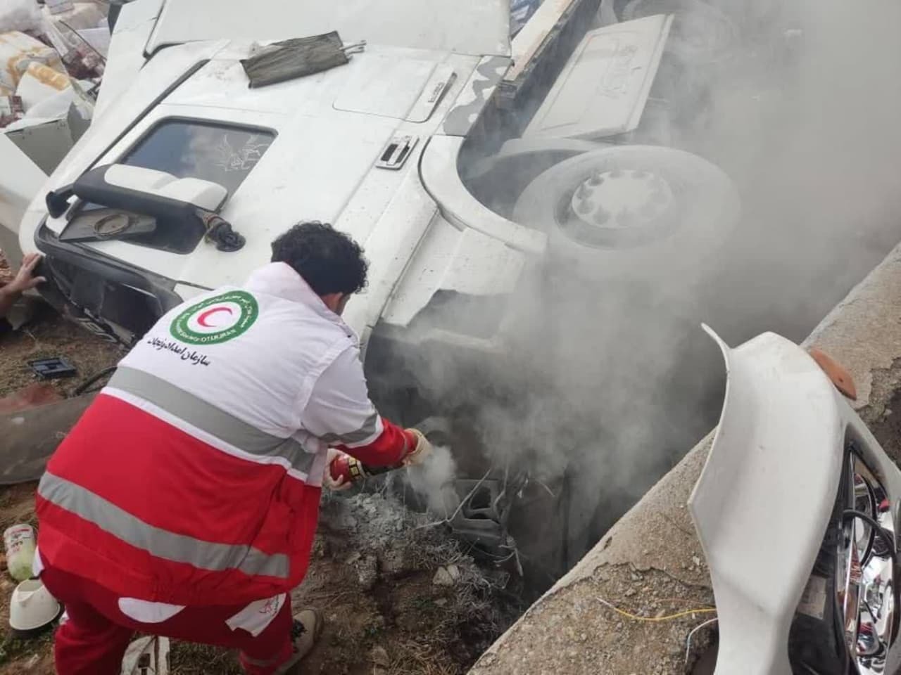 واژگونی یکدستگاه تریلر در محور شوط_چایپاره یک مصدوم برجای گذاشت