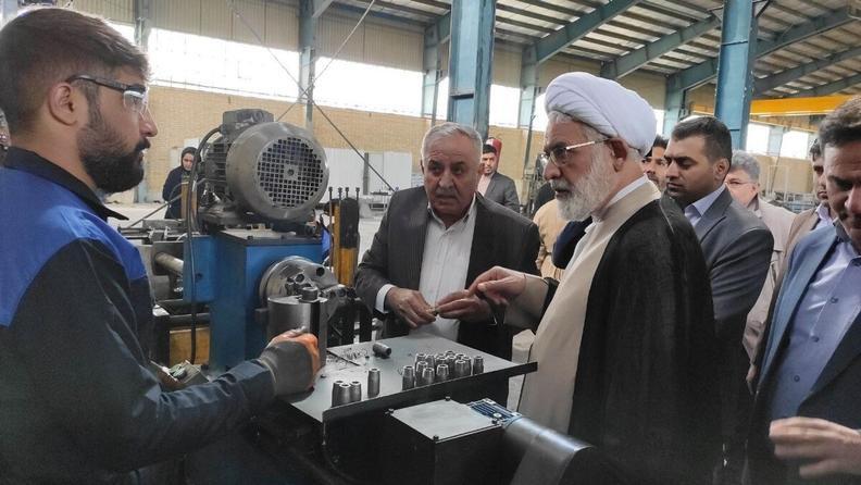 بازدید دادستان کل کشور از مجتمع ماشین سازی آگرین و سیلوی ۴ هزارتنی دانه طلایی کردستان