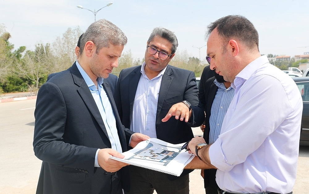 درختکاری ۱۰ هزار مترمربع از اراضی اطراف شهرک رز کیش