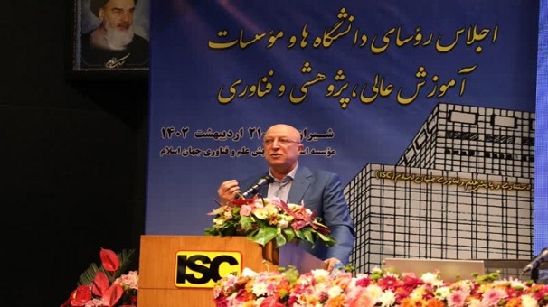 وزیر علوم انتظارات خود را از رؤسای دانشگاهها اعلام کرد وزیر علوم انتظارات خود را از رؤسای دانشگاهها اعلام کرد