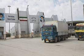 صادرات گوجه فرنگی از مرز پرویزخان به عراق ممنوع شد
