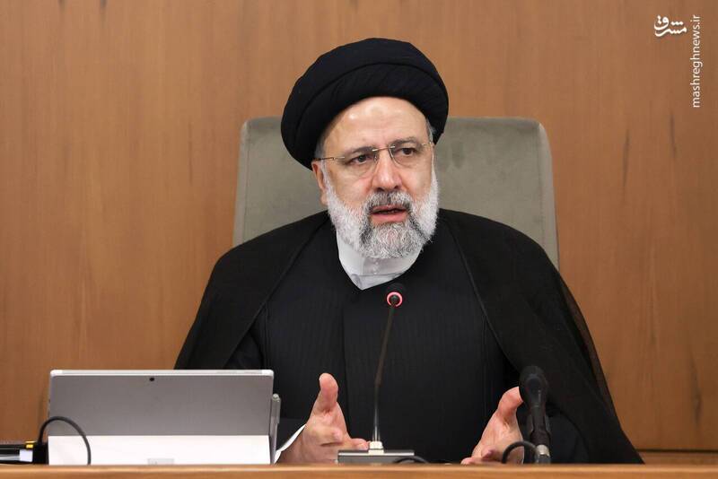 ما کنترل تورم را با رشد تولید دنبال می کنیم