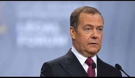 مدودف : نیازی به گفتگو درباره اوکراین نمی بینم