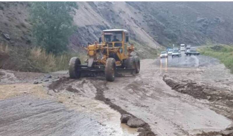 تردد در مسیر اردبیل-سرچم تا اطلاع ثانویه مسدود است تردد در مسیر اردبیل-سرچم تا اطلاع ثانویه مسدود است