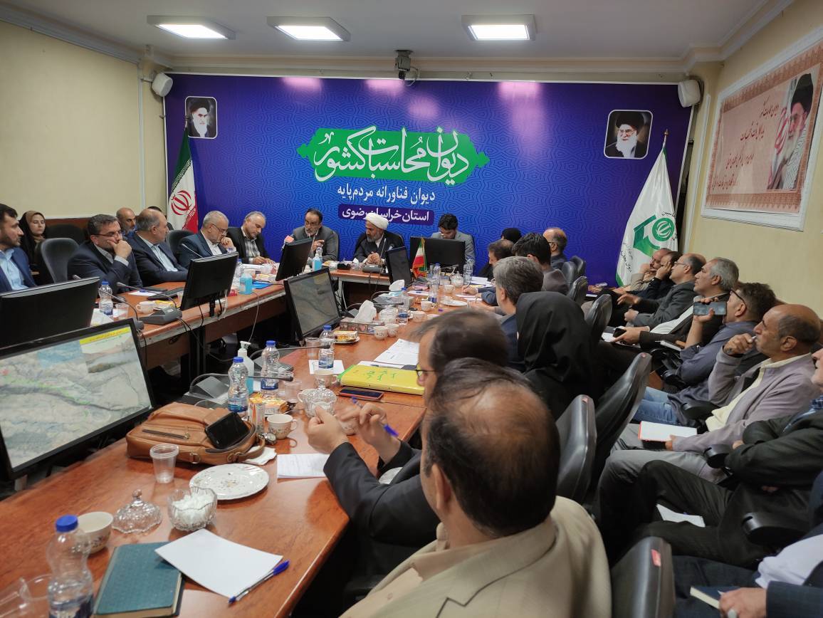 خروج ۶۸ میلیون مترمکعب آب از رودخانه های مرزی کلات و درگز خروج ۶۸ میلیون مترمکعب آب از رودخانه های مرزی کلات و درگز