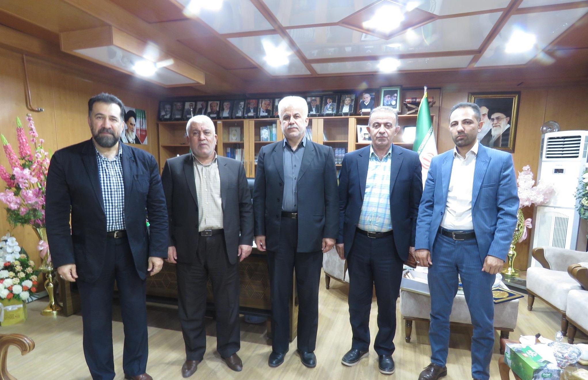 تودیع و معارفه رئیس دانشگاه پیام نور واحد مهاباد تودیع و معارفه رئیس دانشگاه پیام نور واحد مهاباد