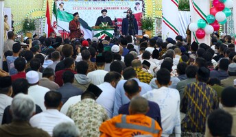 حضور رئیس جمهور در مرکز فرهنگی اسلامی اندونزي