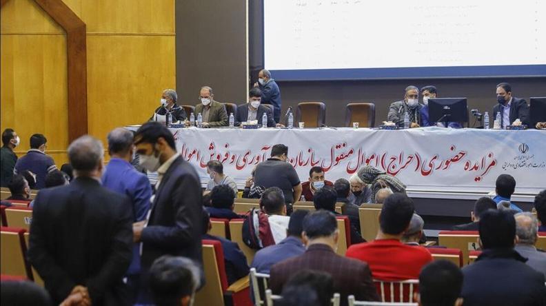 مزایده کالاهای  موجود در انبار‌های اموال تملیکی استان هرمزگان