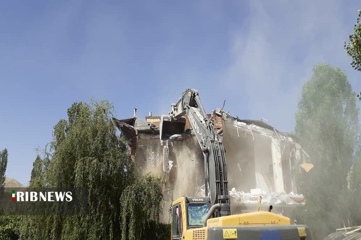 قلع و قمع ۷ باب ویلای غیرمجاز در فیروزکوه