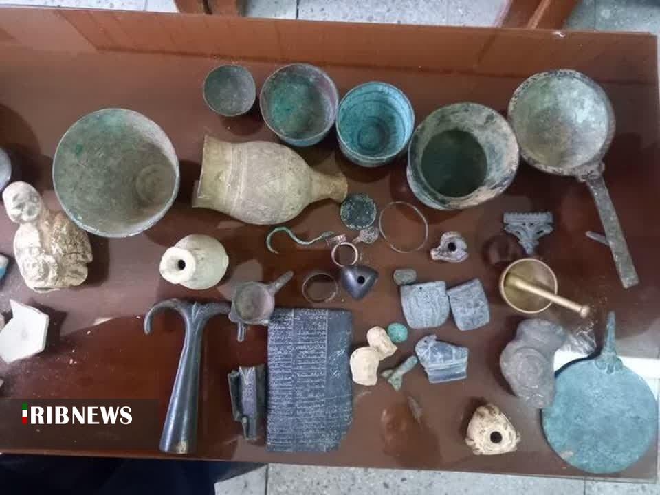 کشف و ضبط ۴۳ قلم اشیا تاریخی در شیروان کشف و ضبط ۴۳ قلم اشیا تاریخی در شیروان