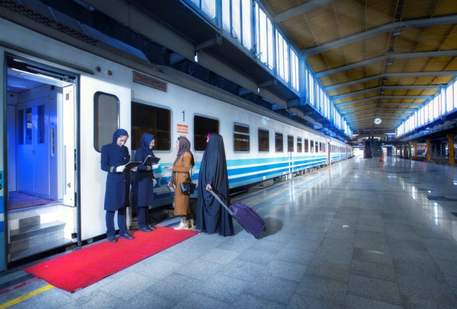 آغاز پیش‌فروش بلیت قطار‌های مسافری